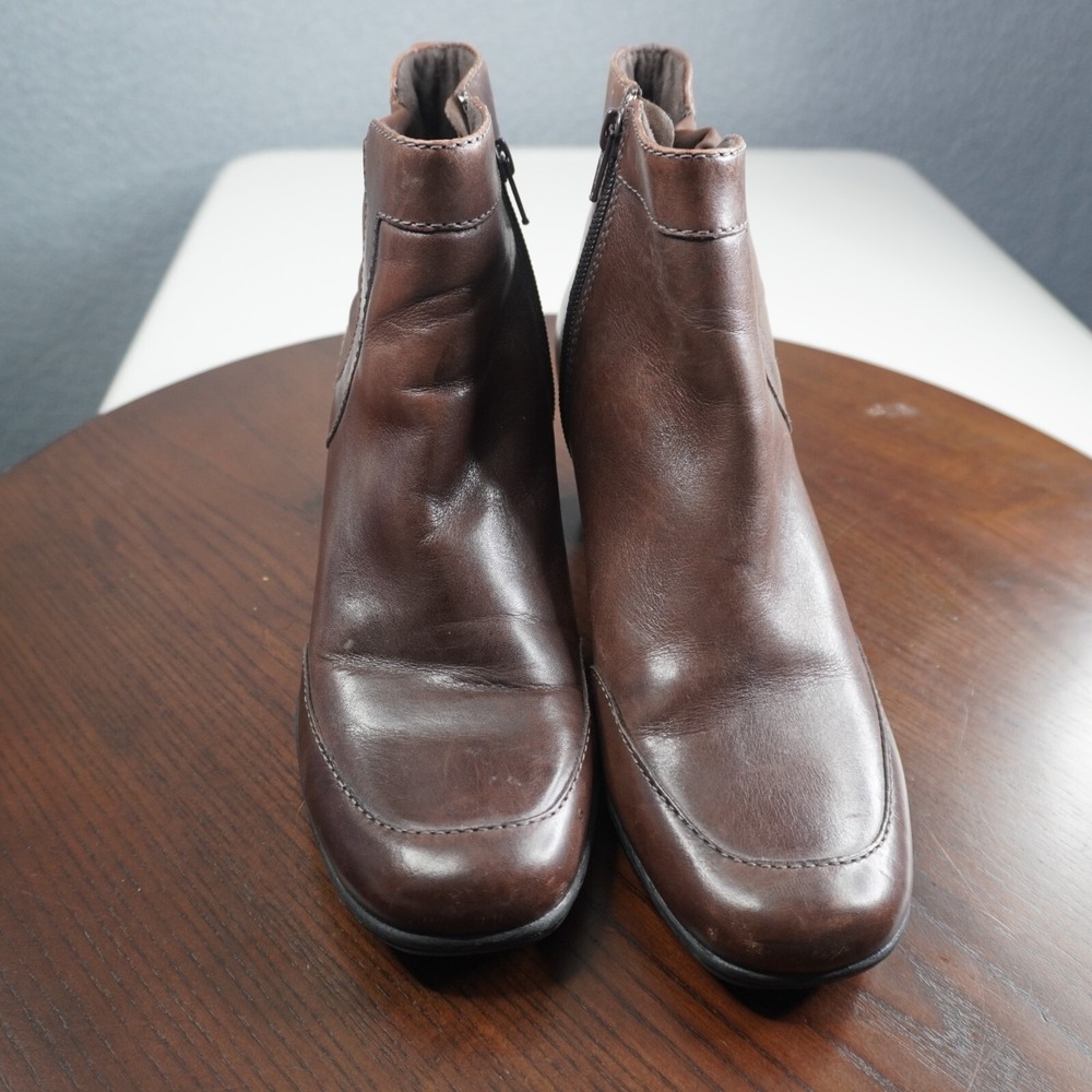 Clarks Bendables Womens 9M Brown Leather Ankle Boots Side Zip Lined Comfort Heel - Picture 5 of 15